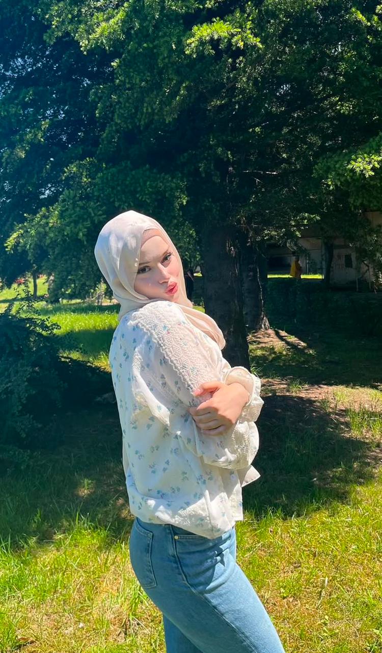 Güroymak Aşkı Gerçekleştiren Kadın Escort Bayan Seda